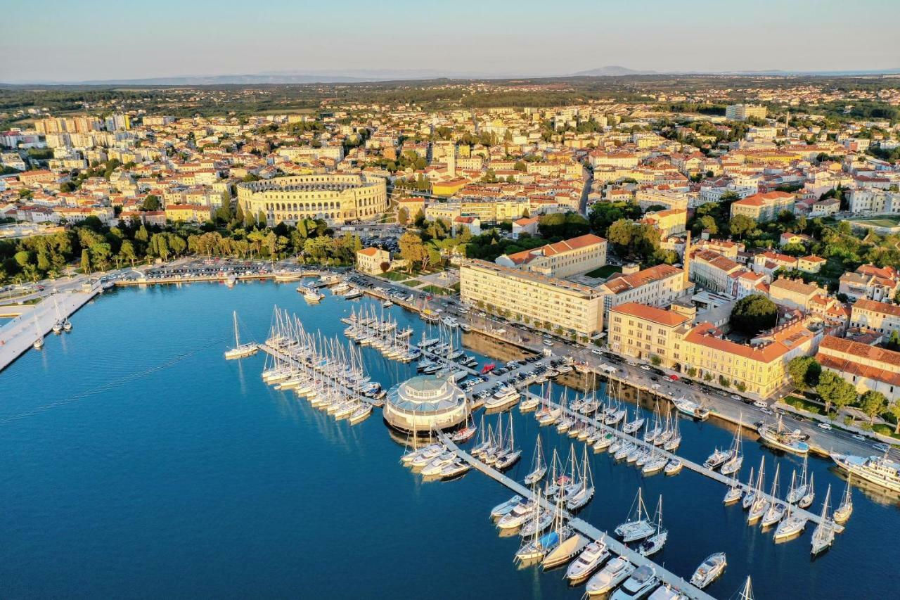 Apartments Dream In Arena 2 Pula Center Free Parking Buitenkant foto