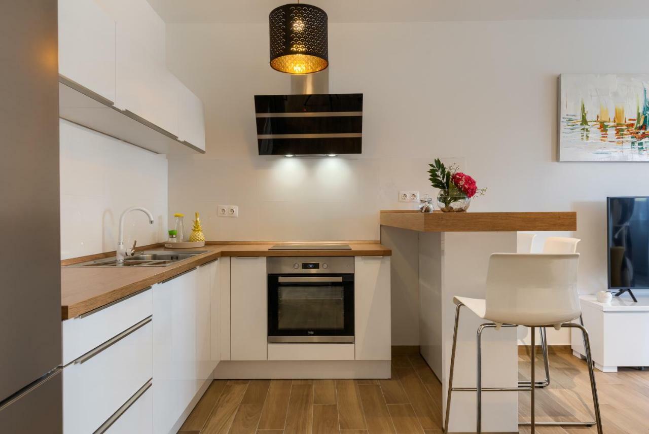Apartments Dream In Arena 2 Pula Center Free Parking Buitenkant foto