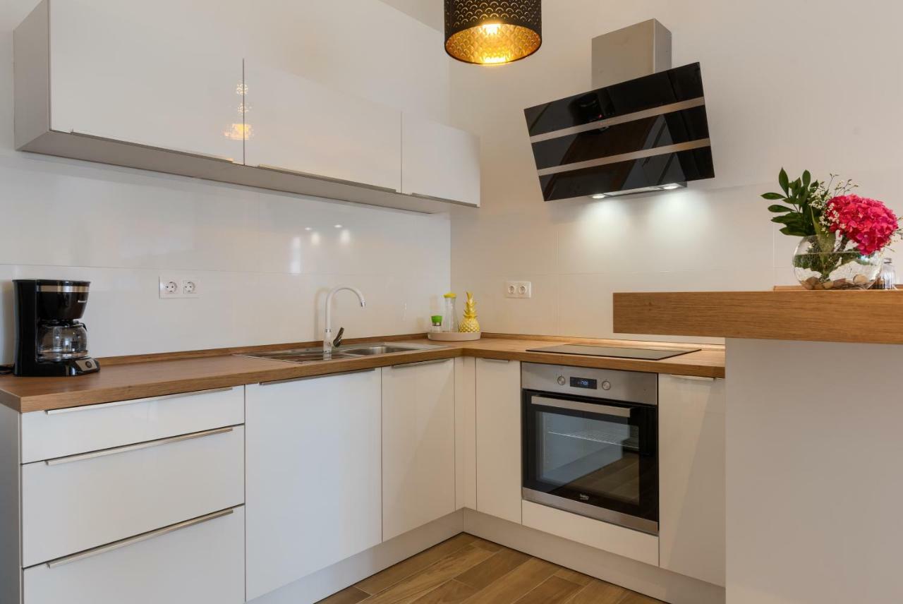Apartments Dream In Arena 2 Pula Center Free Parking Buitenkant foto