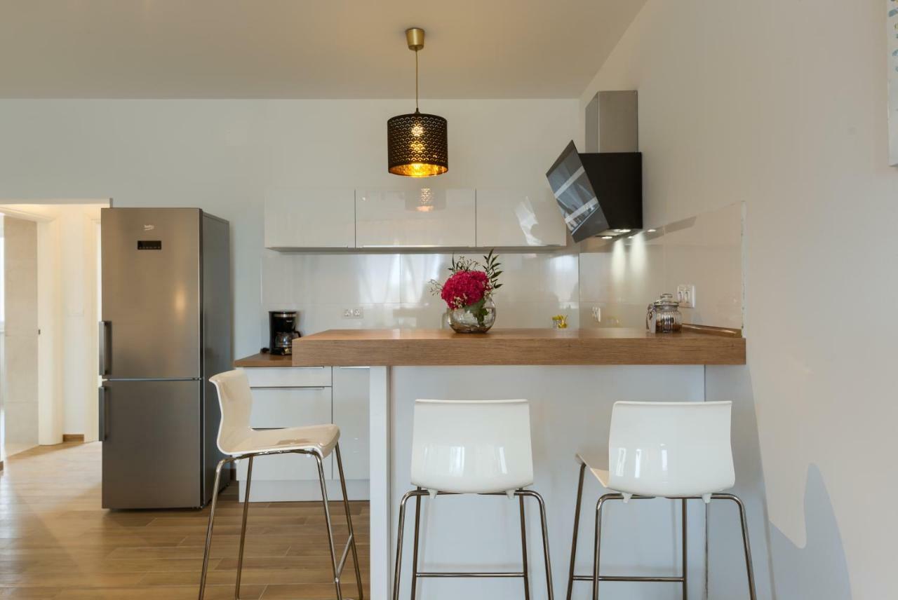Apartments Dream In Arena 2 Pula Center Free Parking Buitenkant foto