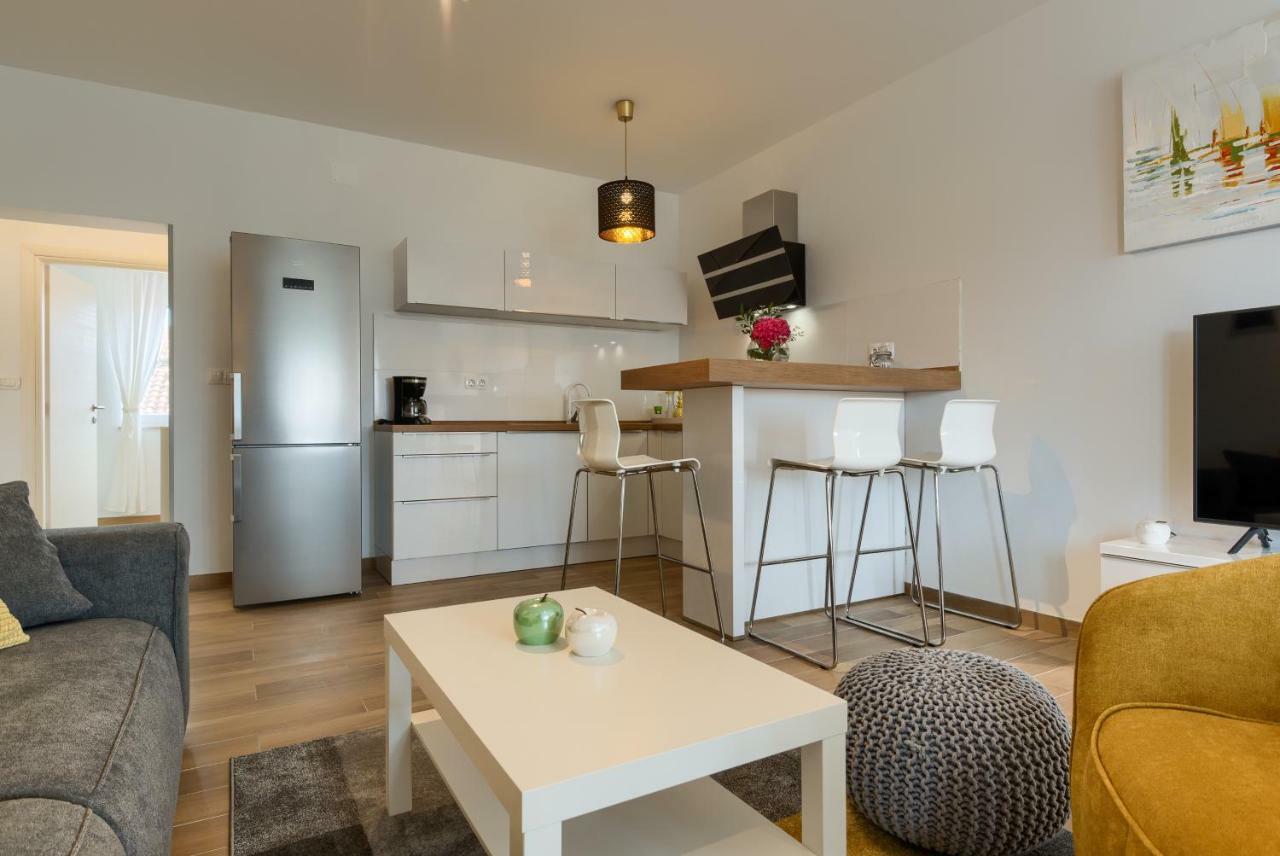Apartments Dream In Arena 2 Pula Center Free Parking Buitenkant foto