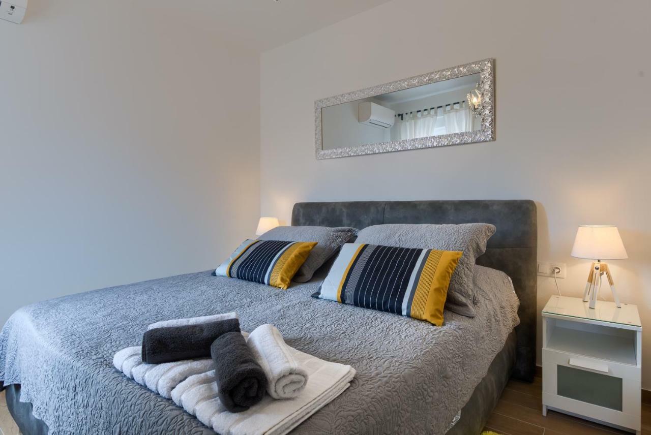 Apartments Dream In Arena 2 Pula Center Free Parking Buitenkant foto